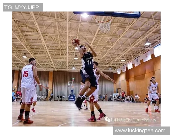 李昊勇敢出击成功展现非凡实力赢得全场喝彩与赞誉