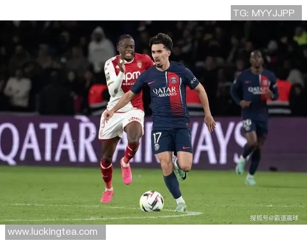 巴黎圣日耳曼2-0战胜摩纳哥，领先榜首保持5分差距，尽显法甲霸主实力