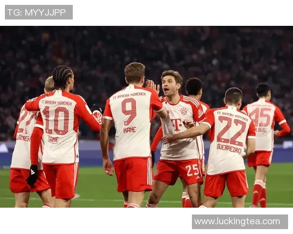 拜仁慕尼黑主场大胜，豪取胜利三分！