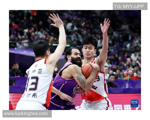 江苏肯帝亚队主教练赞扬球队表现，期待更好成绩