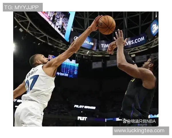 森林狼队击败爵士,爵士复出表现可圈可点 森林狼队击败爵士,爵士复出表现可圈可点
